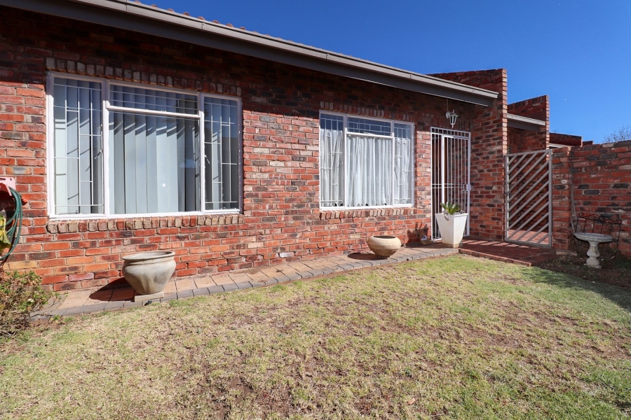 2 Bedroom Property for Sale in Wilkeville North West